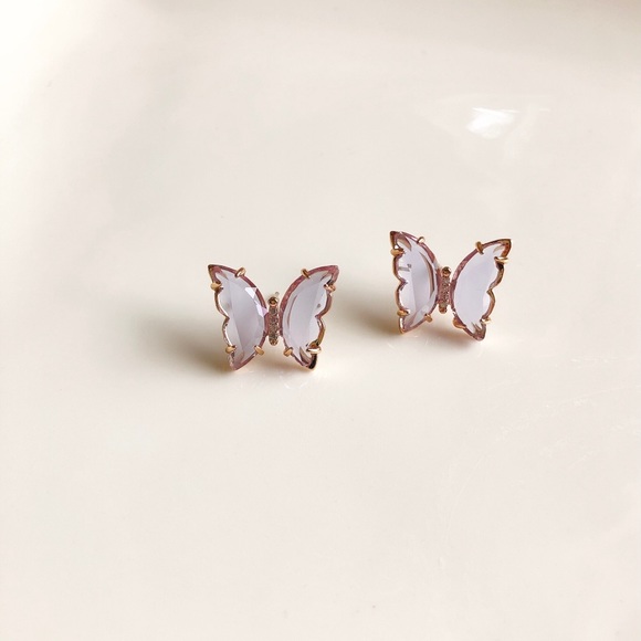 Glass butterfly 🦋 stud earrings - Picture 3 of 14